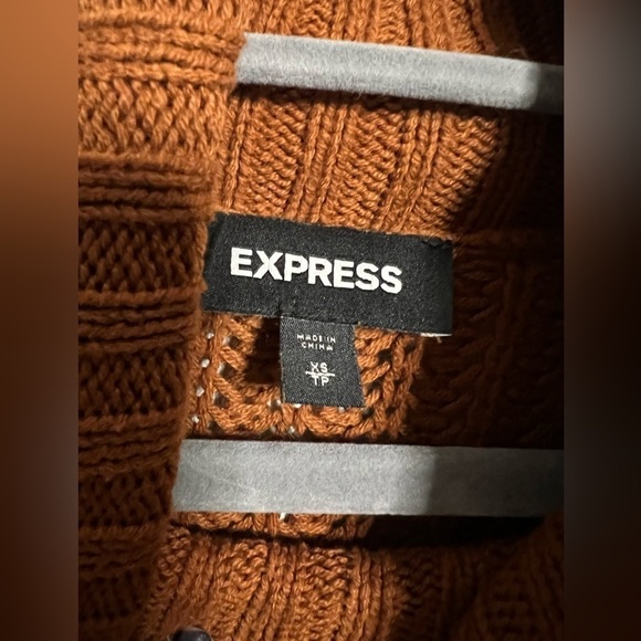 Express Cable Knit Cowl Neck Circle Hem Pullover Sweater Pumpkin Brown XS - Picture 4 of 8